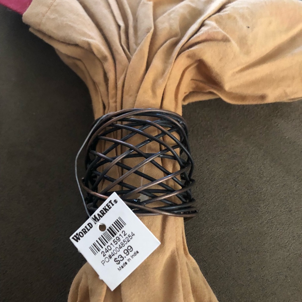 6 WORLD MKT WOVEN METAL NAPKIN RINGS NWT - Picture 2 of 3